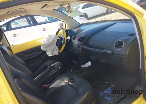 2008 Volkswagen New Beetle S from USA, damaged, VIN 3VWPW31CX8M516122